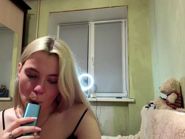 myfavoriteroom live cam on BongaCams