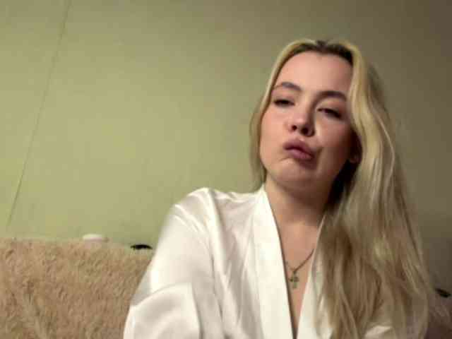 myfavoriteroom webcam