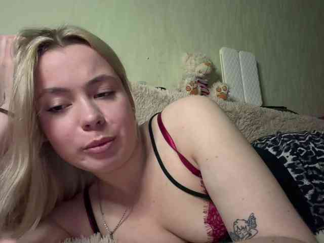 myfavoriteroom webcam