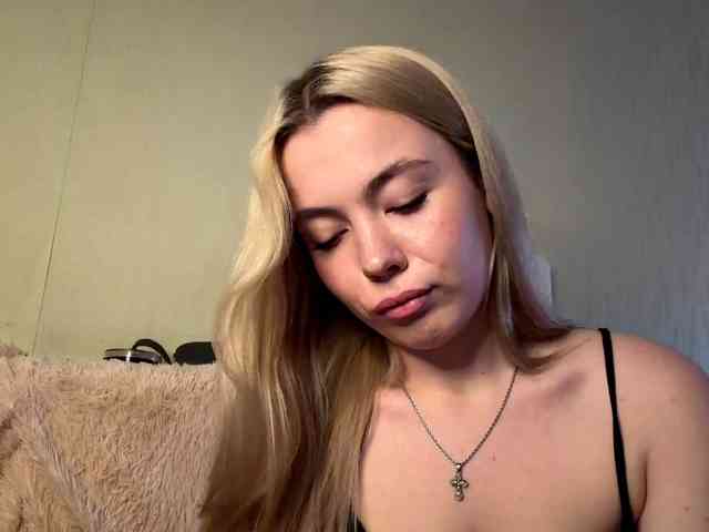 myfavoriteroom webcam