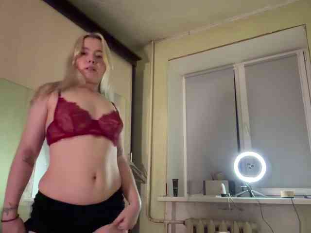 myfavoriteroom webcam