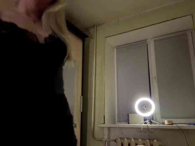 myfavoriteroom webcam