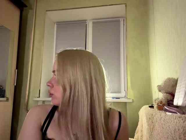 myfavoriteroom webcam