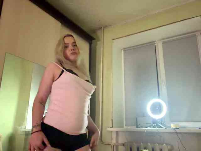 myfavoriteroom webcam