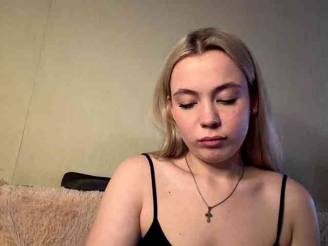 myfavoriteroom webcam