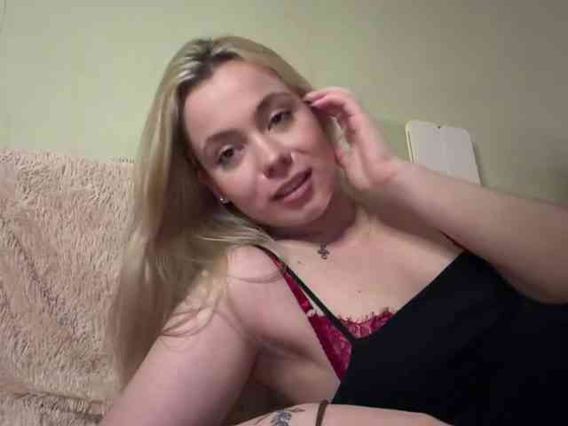 myfavoriteroom webcam