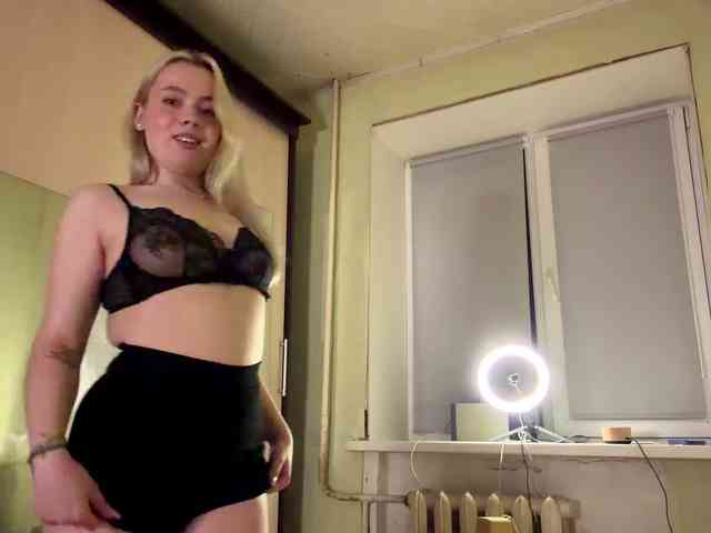 myfavoriteroom webcam