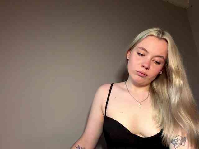 myfavoriteroom webcam