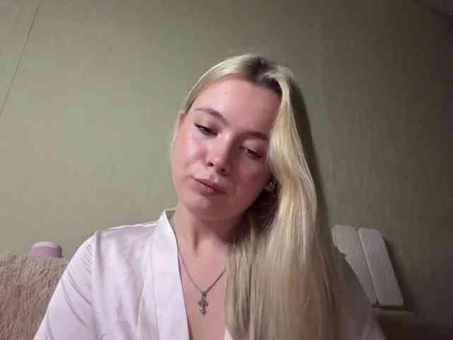 myfavoriteroom webcam