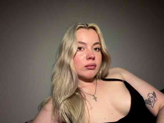 myfavoriteroom webcam