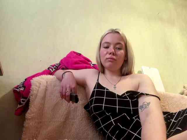 myfavoriteroom webcam