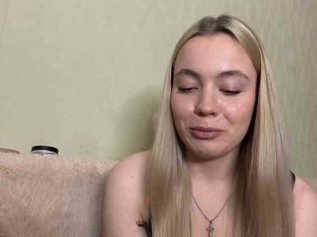 myfavoriteroom's webcam live show