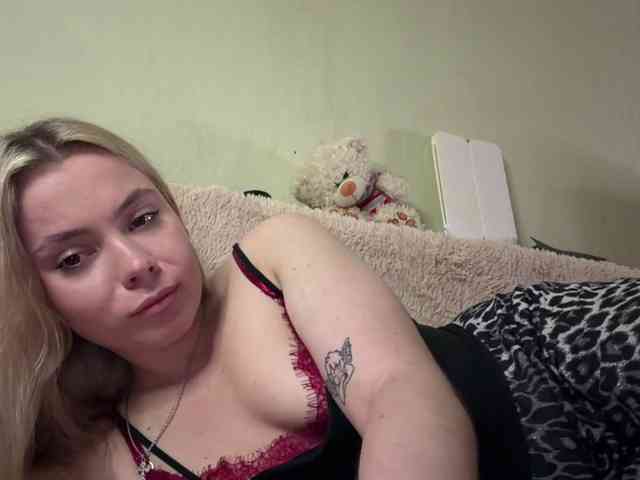 myfavoriteroom webcam