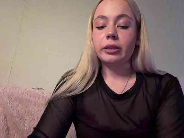 myfavoriteroom webcam
