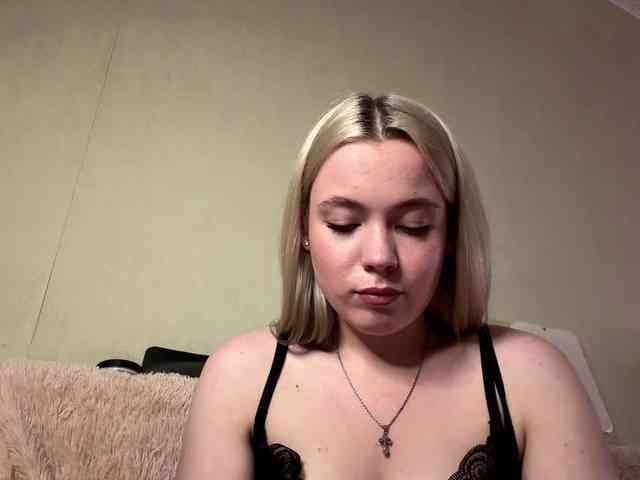 myfavoriteroom webcam