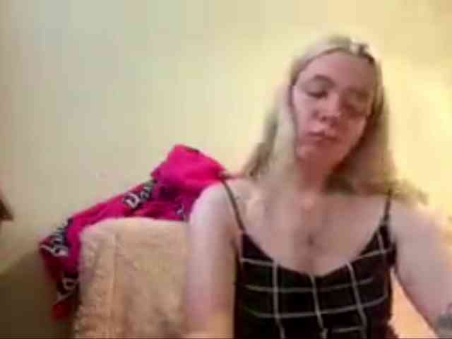 myfavoriteroom webcam
