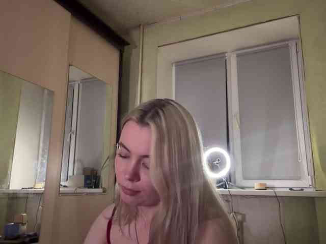 myfavoriteroom webcam