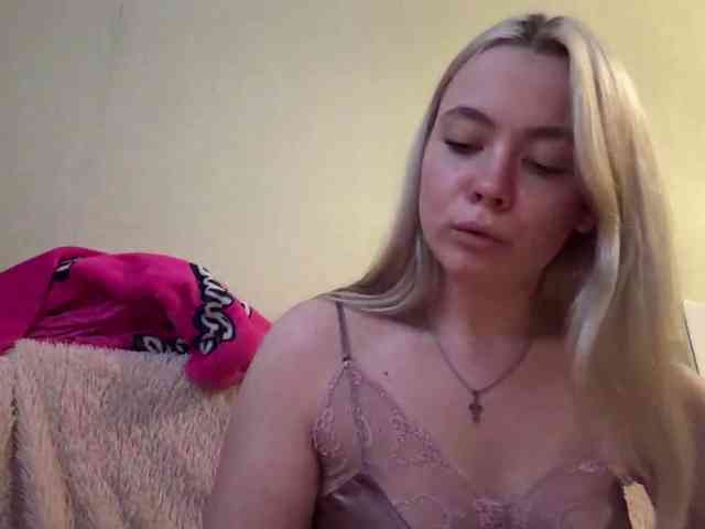 myfavoriteroom's webcam live show