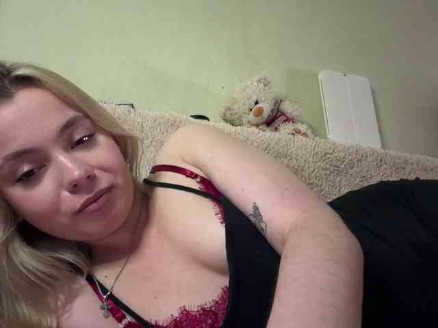 myfavoriteroom webcam