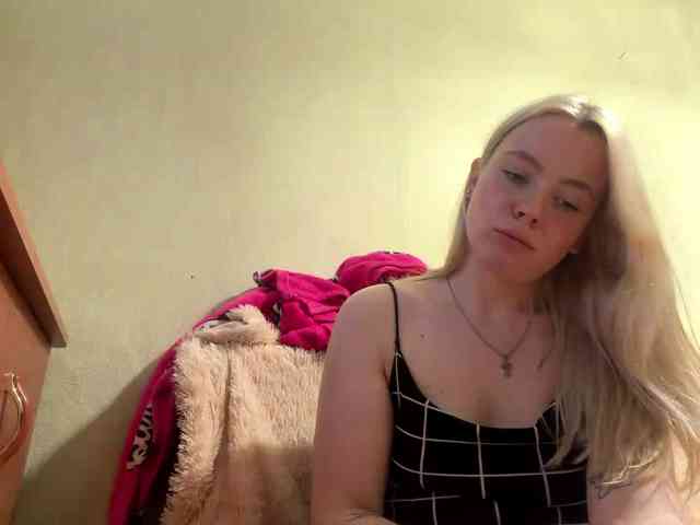 myfavoriteroom webcam