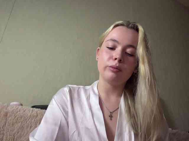myfavoriteroom webcam