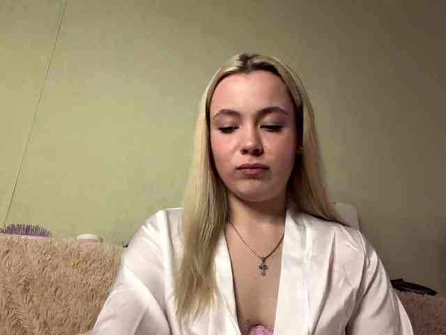 myfavoriteroom webcam
