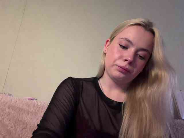 myfavoriteroom webcam