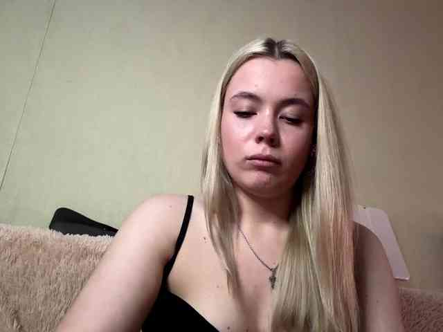 myfavoriteroom webcam