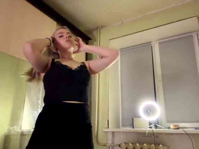 myfavoriteroom webcam