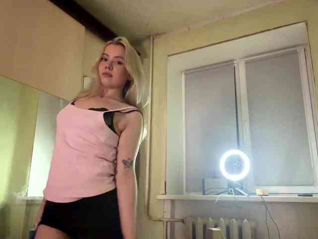 myfavoriteroom webcam