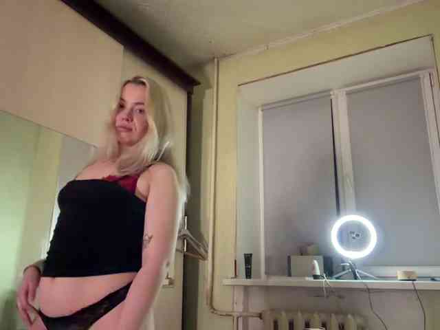 myfavoriteroom webcam