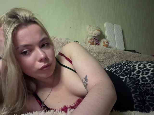 myfavoriteroom webcam
