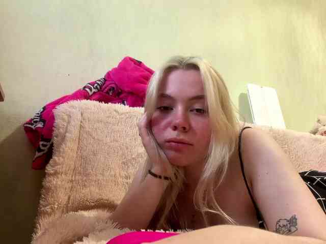 myfavoriteroom webcam