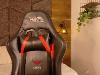 Evaa-Daemon Porn Show