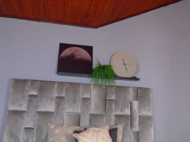 Evaa-Daemon live cam on BongaCams