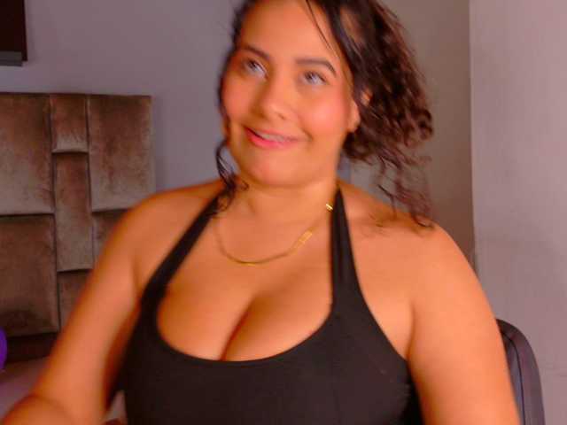 Evaa-Daemon live cam on BongaCams