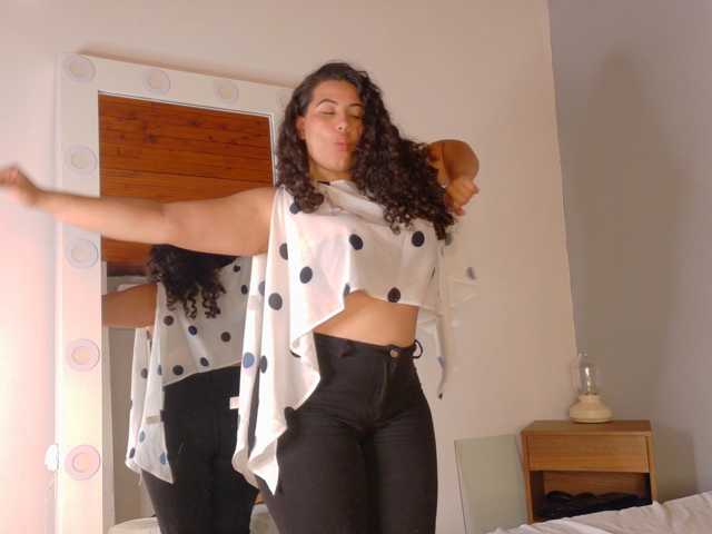 Evaa-Daemon live cam on BongaCams