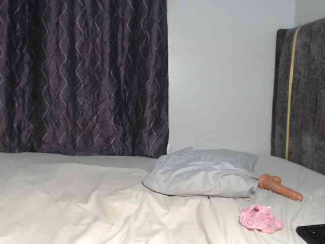 naughtyrose webcam