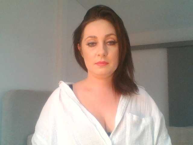 SophiePlayful live cam on BongaCams