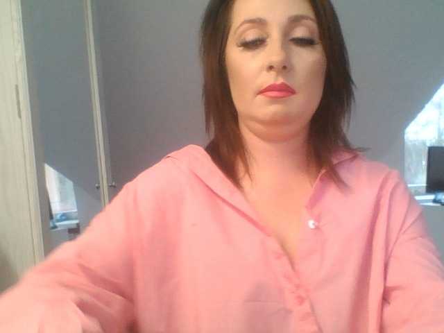 SophiePlayful live cam on BongaCams