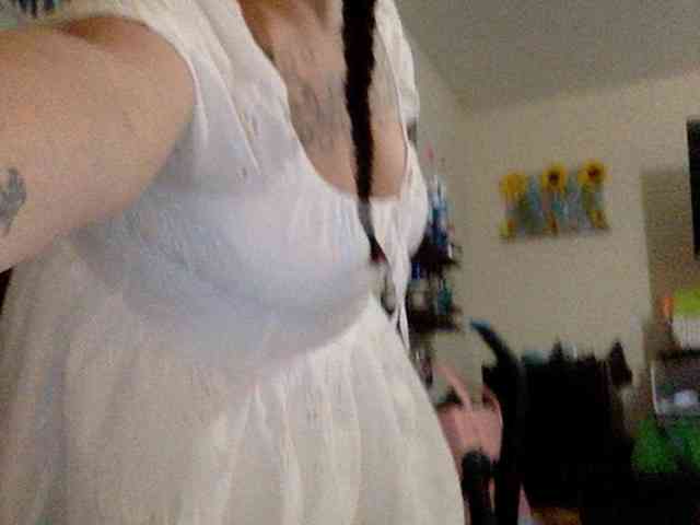 LilithJade webcam