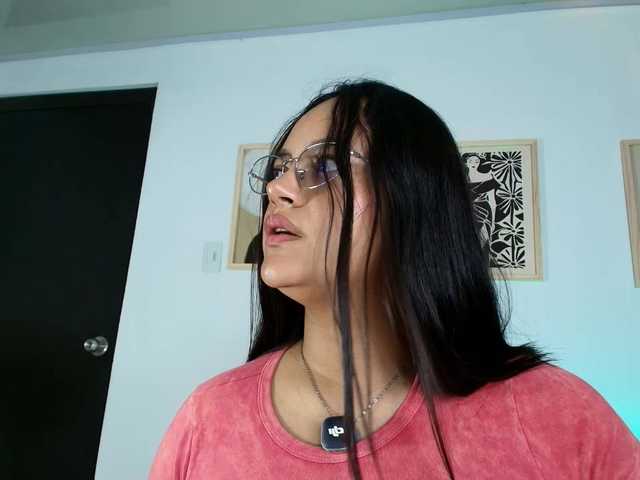 victoria-hairy