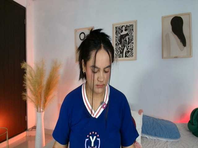 victoria-hairy
