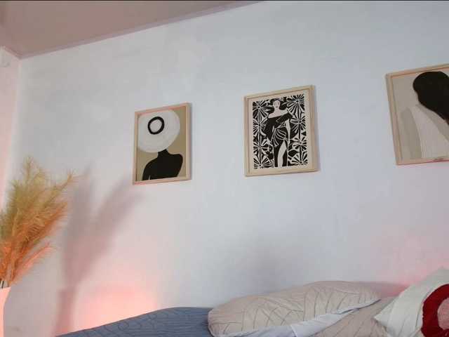 victoria-hairy live cam on BongaCams