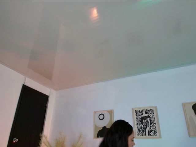 victoria-hairy