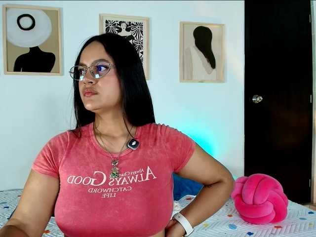victoria-hairy webcam