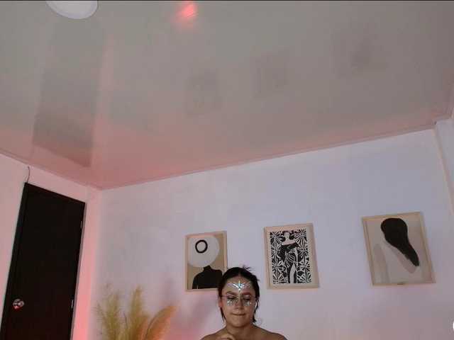 victoria-hairy