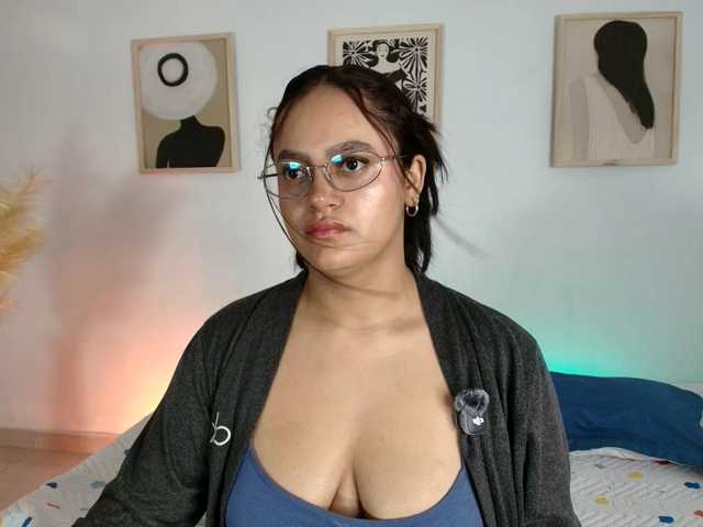 victoria-hairy