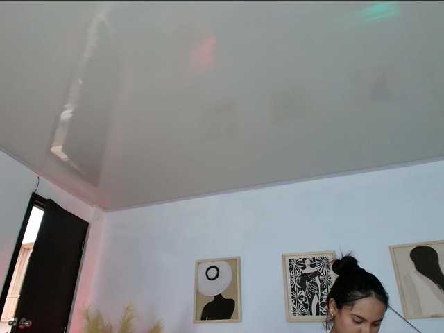 victoria-hairy