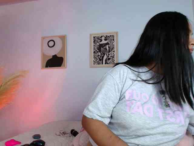 victoria-hairy webcam
